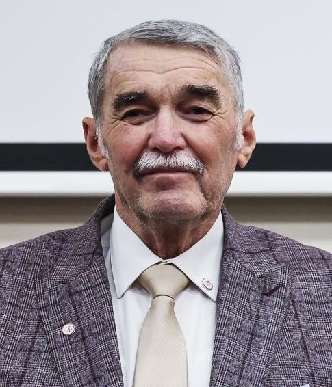 dr. Macskássy Péter