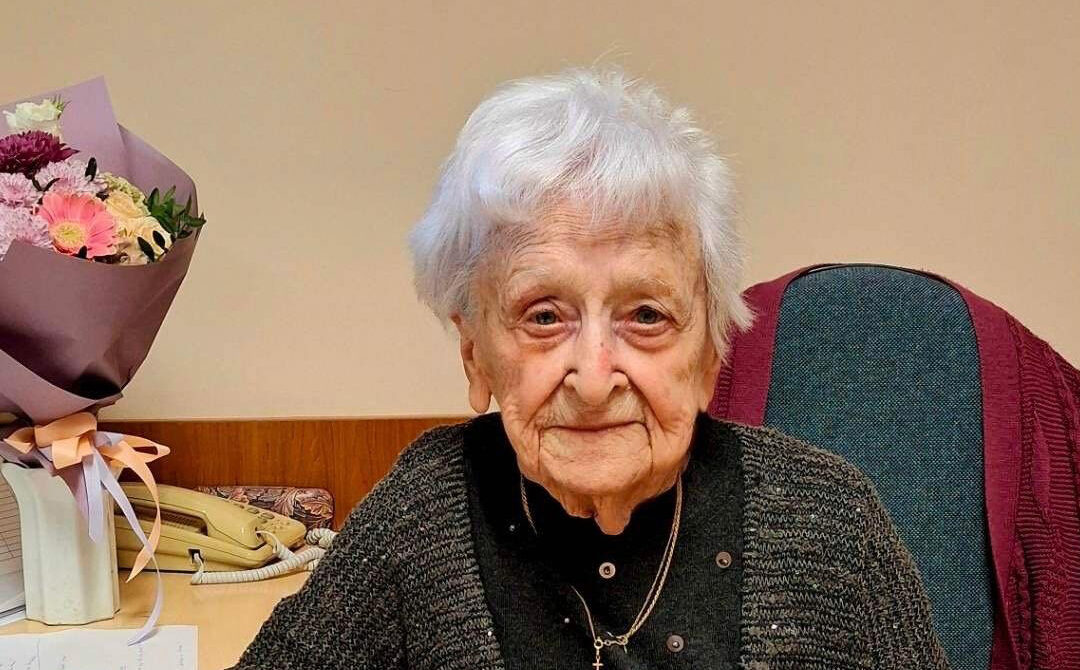 Bárdos Ferencné (1925-2025)